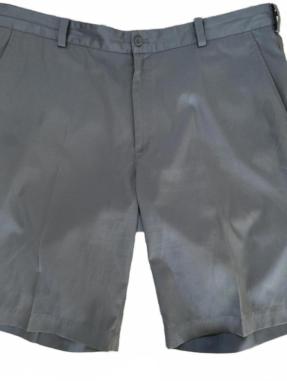 Nike Golf Dri-FIT Gray Flat Front Chino Shorts - Size 38 EUC